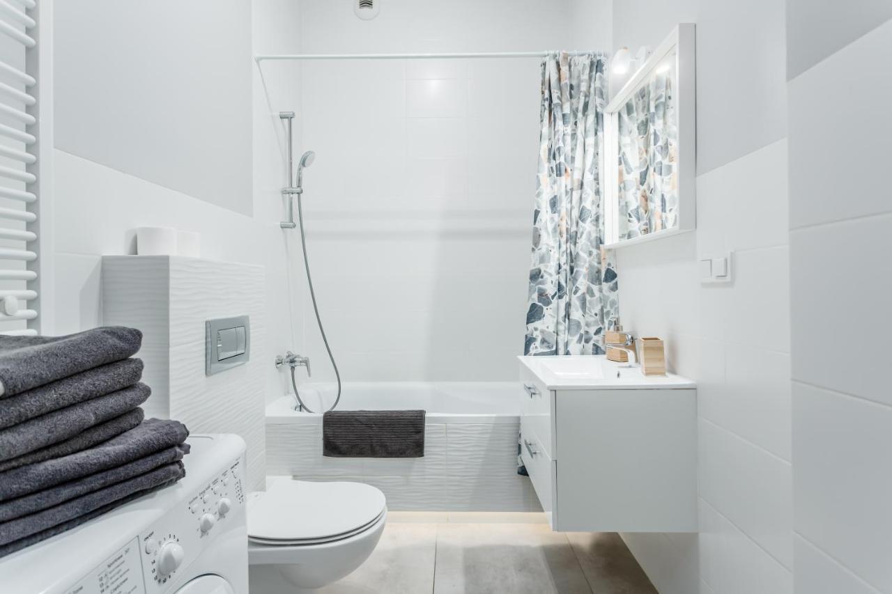 Warsaw City Apartments Екстер'єр фото