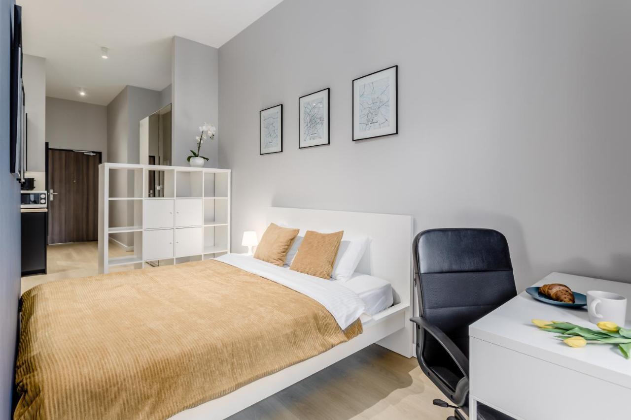Warsaw City Apartments Екстер'єр фото